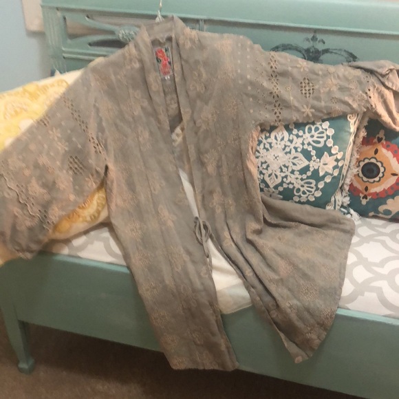 Johnny Was Kimono 👘 - Picture 3 of 11